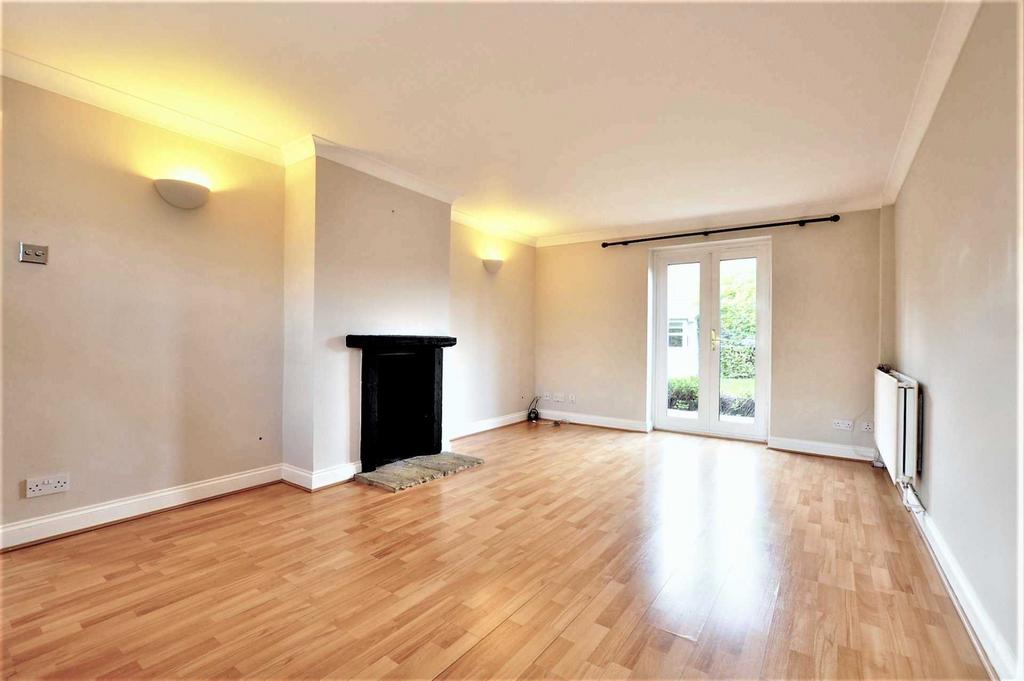 Westhorpe Road, Marlow SL7 3 bed end of terrace house for sale £550,000