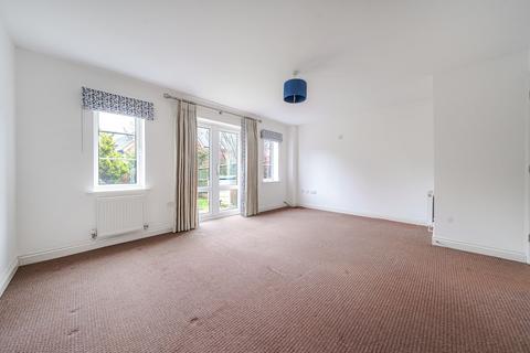 3 bedroom terraced house to rent, Lupin Gardens, Winchester, SO22