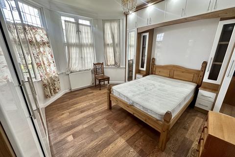 undefined, Sutton Road,  Hounslow, TW5