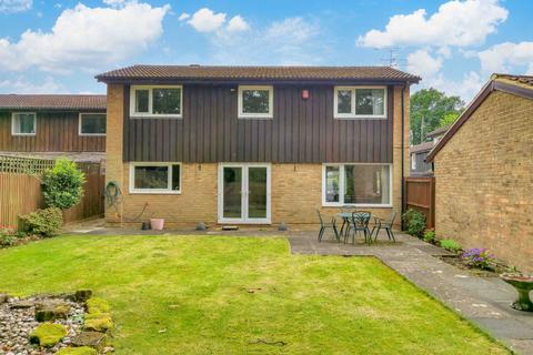 21 Aldingbourne Close, Ifield, Crawley, RH11 0QJ