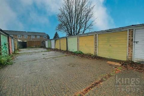 12 Marsh Close, Waltham Cross, EN8 7JF
