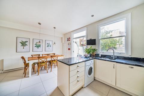 26 Melbourne Road, London, SW19 3BA