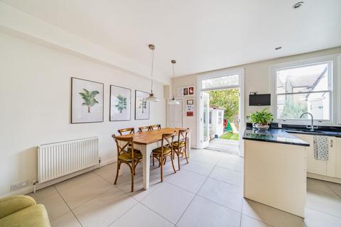 26 Melbourne Road, London, SW19 3BA
