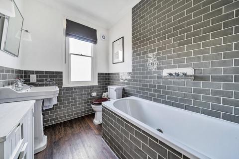 26 Melbourne Road, London, SW19 3BA
