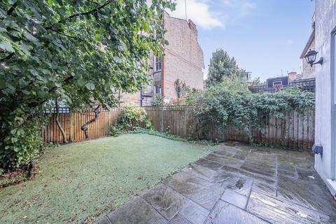 3 bedroom flat for sale, Milton Park, Highgate