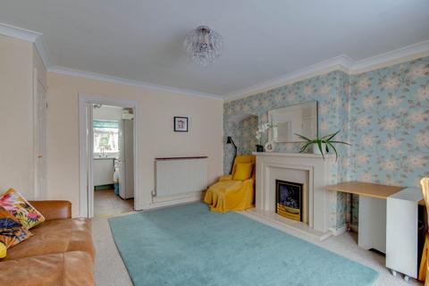 3 bedroom semi-detached house for sale, Greenoak Crescent, Birmingham, West Midlands, B30