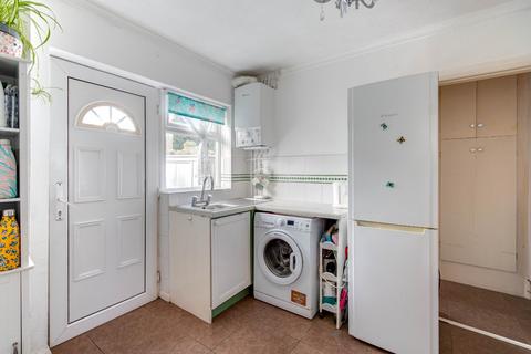 111 Greenoak Crescent, Birmingham, B30 2TD