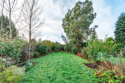 111 Greenoak Crescent, Birmingham, B30 2TD