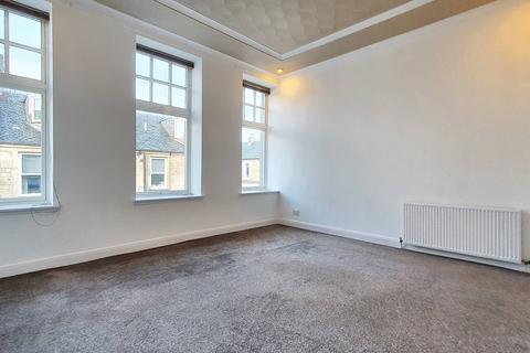 3 bedroom apartment to rent, Branning Court, Kirkcaldy KY1