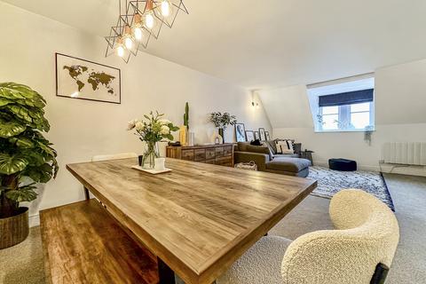 Flat 38, Elizabeth House Exeter Close, Watford, WD24 4RE