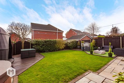 4 bedroom detached house for sale, Newham Drive, Bury, Greater Manchester, BL8 2EH