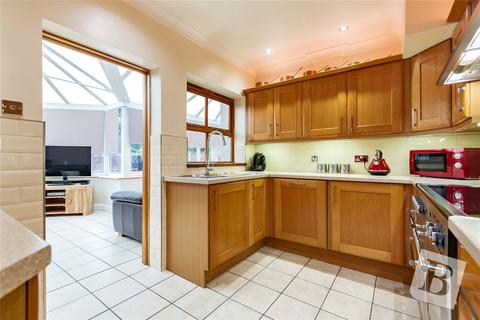 18 Linley Crescent, Romford, RM7 8RD