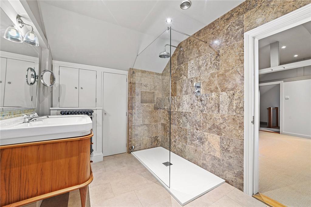 Ensuite