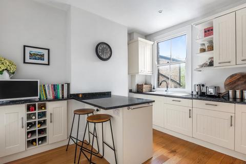 Lower Flat At, 8 Prairie Street, London, SW8 3PU