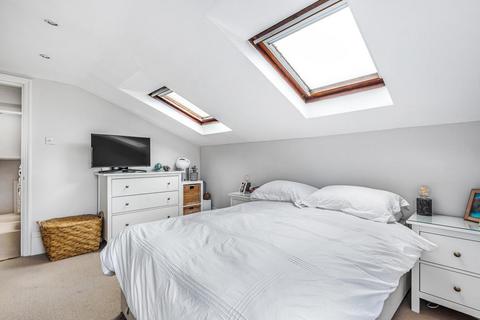 Lower Flat At, 8 Prairie Street, London, SW8 3PU
