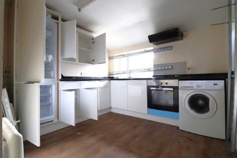 3 bedroom terraced house for sale - Amberey Road