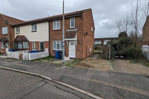 3 bedroom end of terrace house to rent, Portsea Road, Tilbury