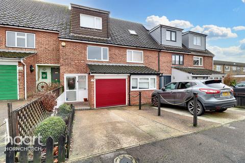 3 bedroom townhouse for sale - Apollo Close, Hornchurch