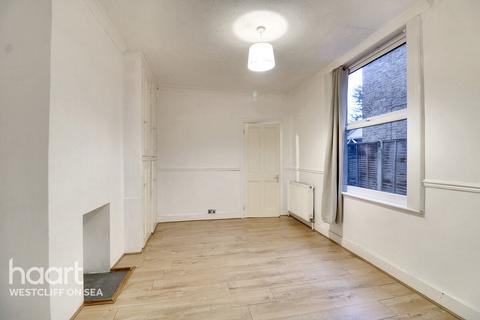 4 Hastings Road, Southend-on-sea, SS1 2DR