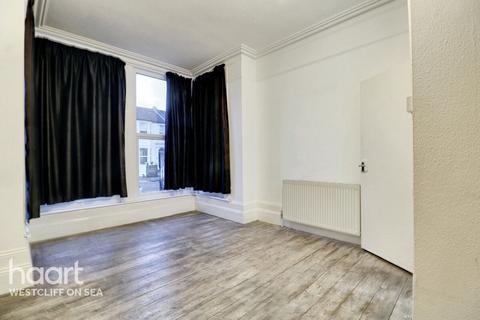4 Hastings Road, Southend-on-sea, SS1 2DR