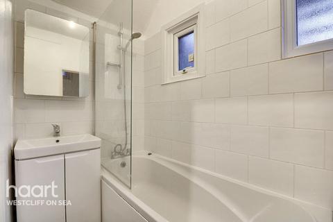 4 Hastings Road, Southend-on-sea, SS1 2DR