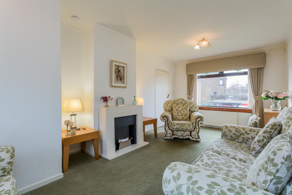 51 Scott Avenue, Johnstone, PA5 0HG 2 bed terraced house for sale £79,995