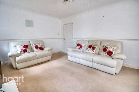 6 Ivanhoe Close, Doncaster, DN5 8DY