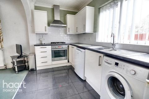 6 Ivanhoe Close, Doncaster, DN5 8DY