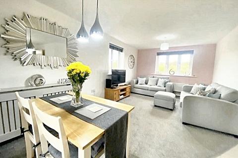 2 bedroom ground floor flat for sale, Four Chimneys Crescent, Hampton Vale, PE7