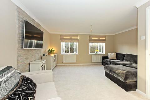 4 bedroom detached house for sale - Harebell Close, Minster on Sea, Sheerness, Kent, ME12