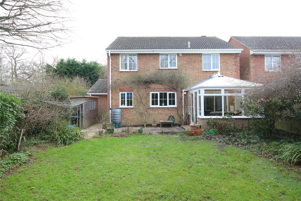 Forest Gate Gardens, Lymington, Hampshire, SO41 5 bed detached house