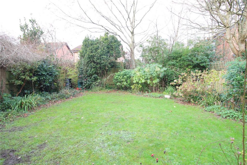 Forest Gate Gardens, Lymington, Hampshire, SO41 5 bed detached house