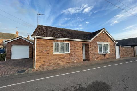 2 bedroom detached bungalow for sale, Gas Road, March
