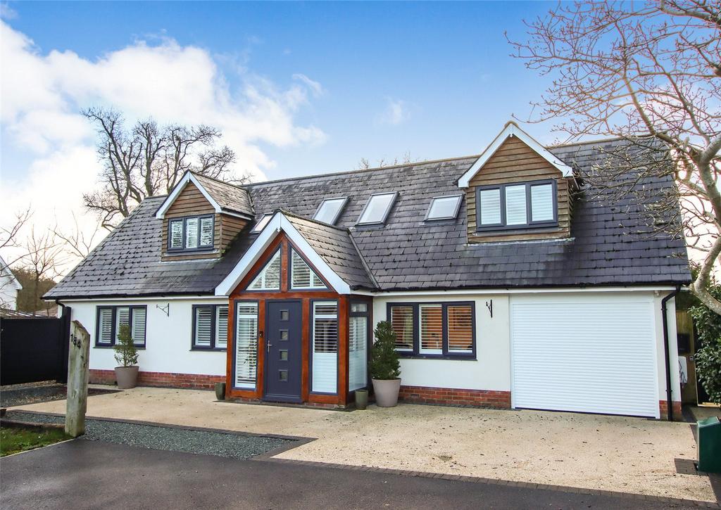 Everton Road, Hordle, Lymington, Hampshire, SO41 4 bed detached house