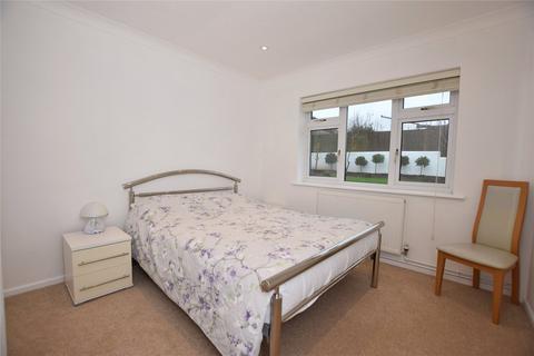 11 Cherrill Gardens, Bude, EX23 8SL