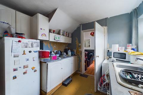 3 bedroom end of terrace house for sale, Leam Lane, Gateshead