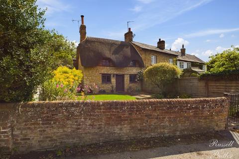 2 bedroom cottage to rent, Chapel Lane, Thornborough, Buckingham, Buckinghamshire, MK18