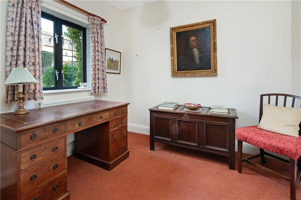 Bedroom/Study
