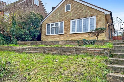 3 bedroom detached bungalow for sale, Bletchingley Road, Merstham