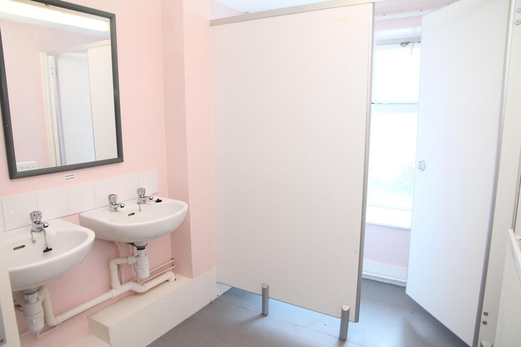 First Floor WC