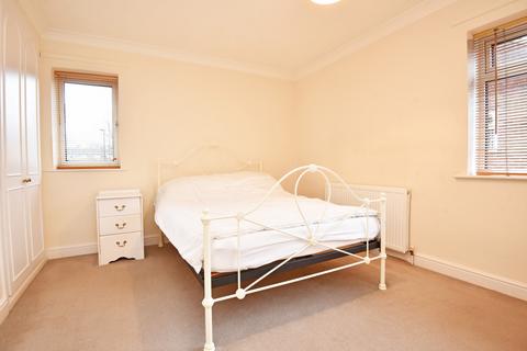 3 bedroom semi-detached house for sale, Woodfield Drive, Harrogate