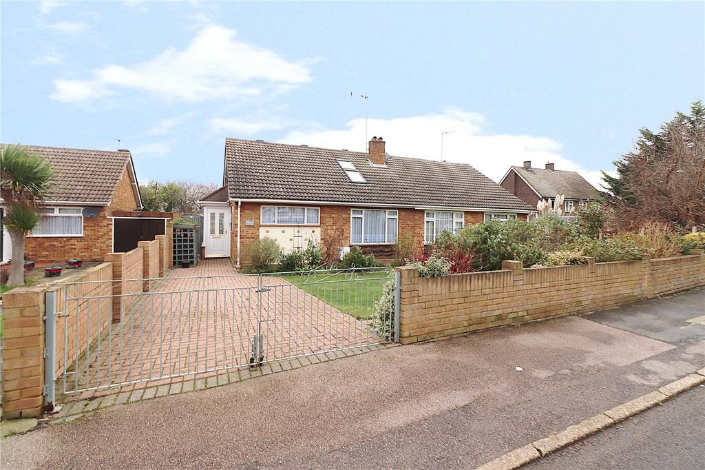 Manor Road, Kent, DA10 3 bed bungalow for sale £375,000