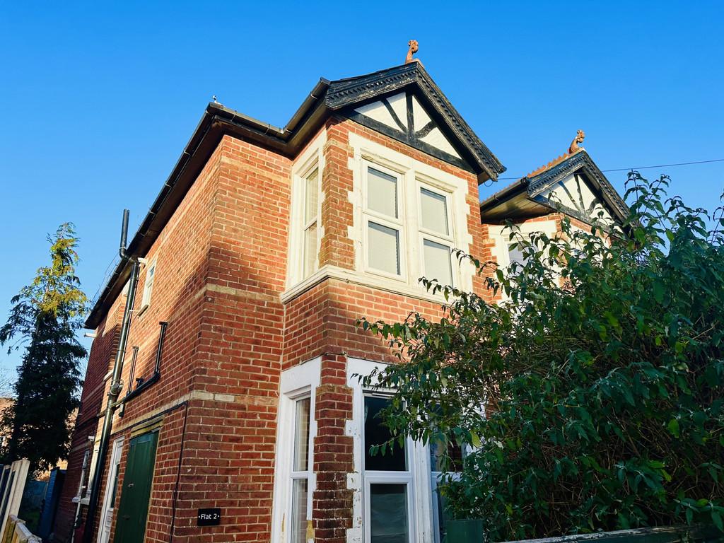 Richmond Wood Road, Bournemouth 1 bed ground floor flat £650 pcm (£