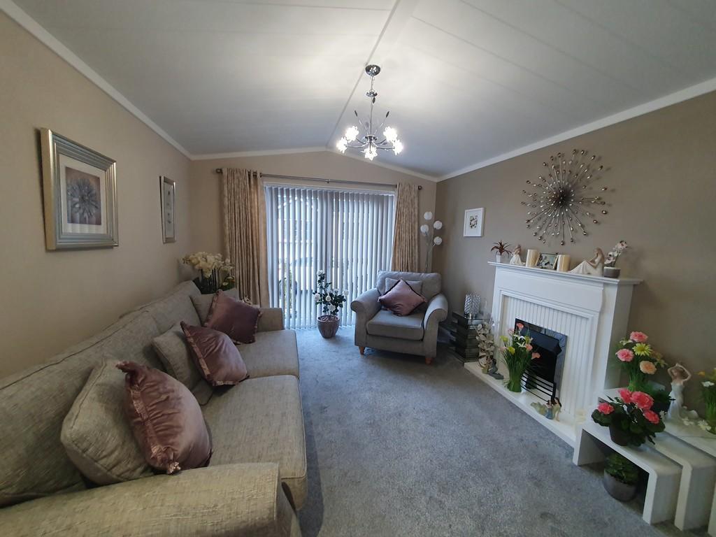 Ashwood Park, Marston, Northwich 2 bed park home for sale £149,950