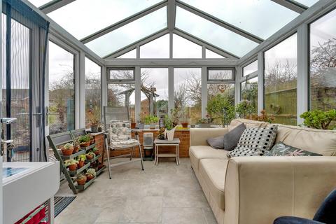 6 Harborough Close, Whissendine, Oakham, LE15 7PB