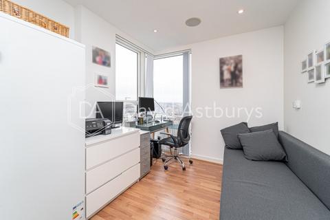 undefined, Woodberry Grove, Manor House, London