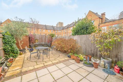 9 Vicarage Crescent, London, SW11 3LP