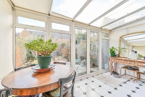 9 Vicarage Crescent, London, SW11 3LP