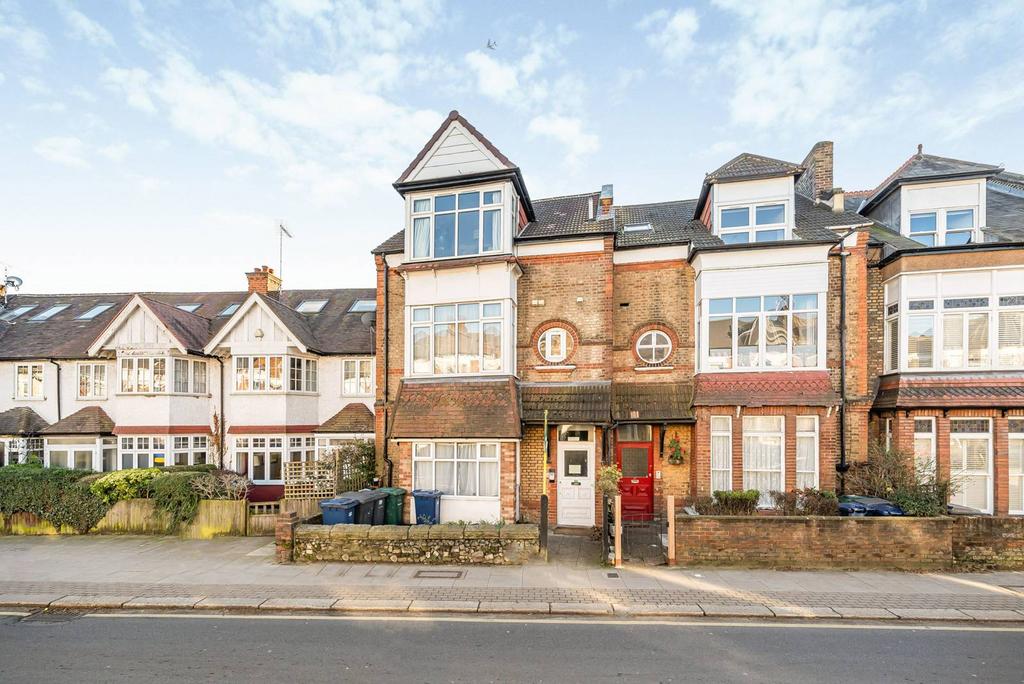 Fortis Green, East Finchley, London, N2 Studio to rent £1,395 pcm (£