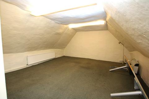 Office to rent, The Chestnuts, Dunmow